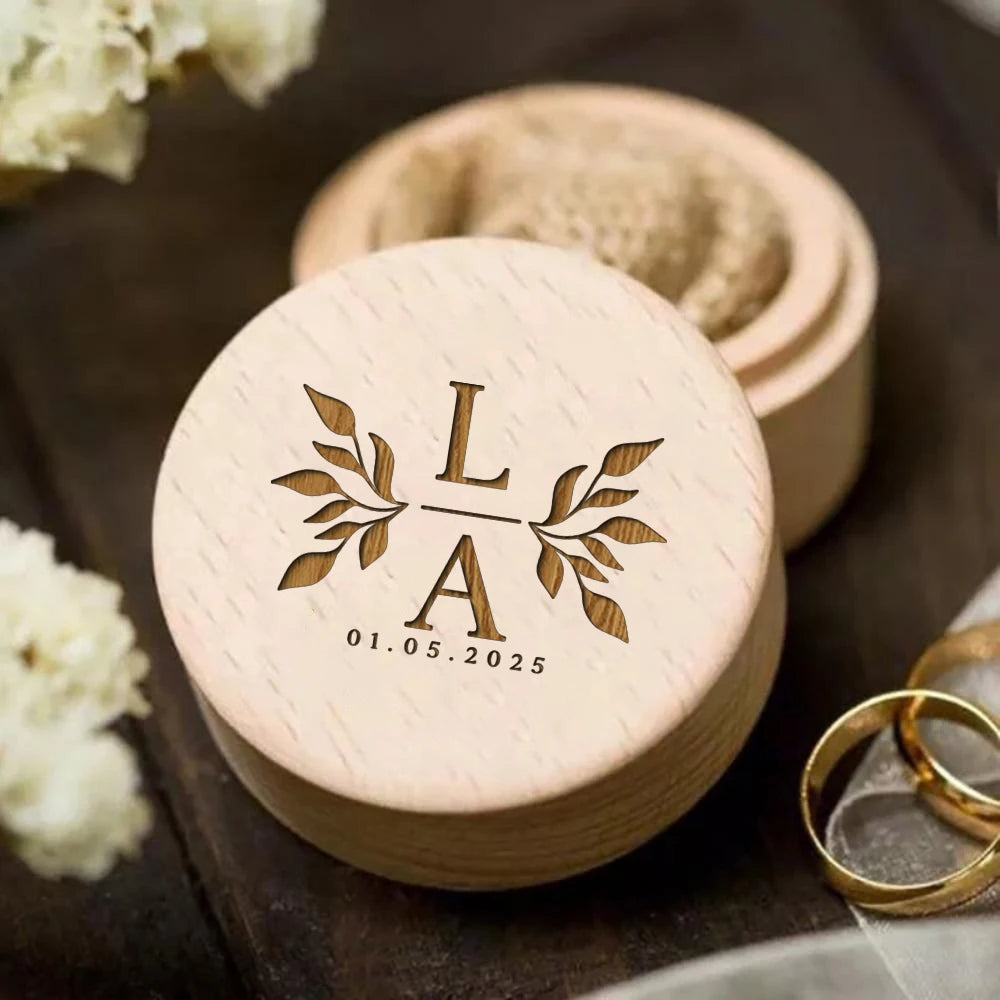 Personalized Natural wood - Round Ring Box