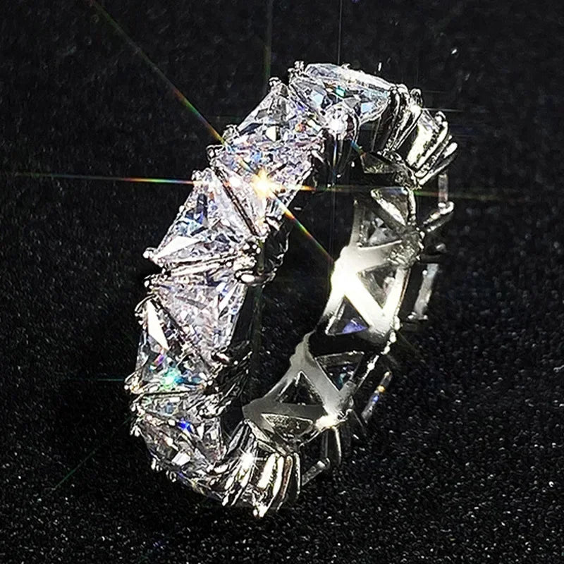 Elegant 925 Sterling Silver Ring with Triangular Zircon Stone