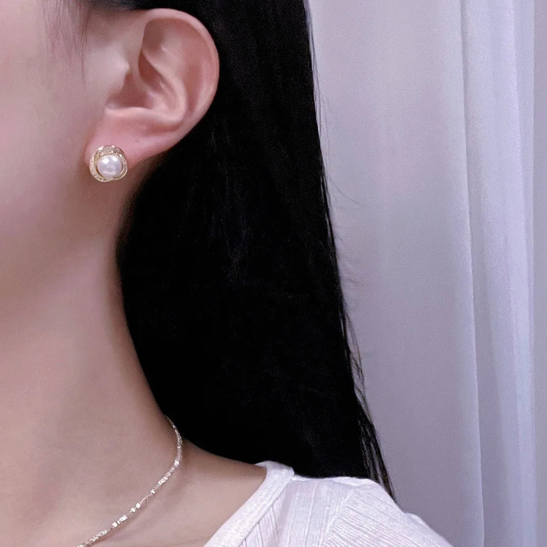 Clover Nest Design 14K Gold Filled Pearl Stud Earrings