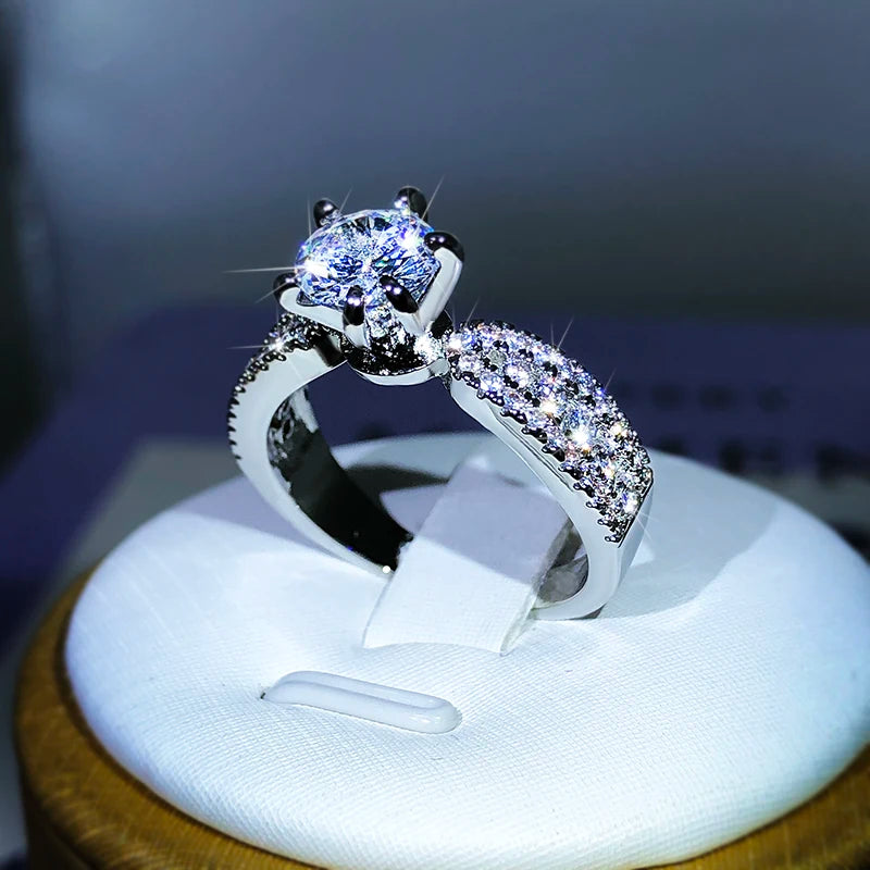 S925 Silver Luxury Sparkling Six-Claw White Zircon Ring
