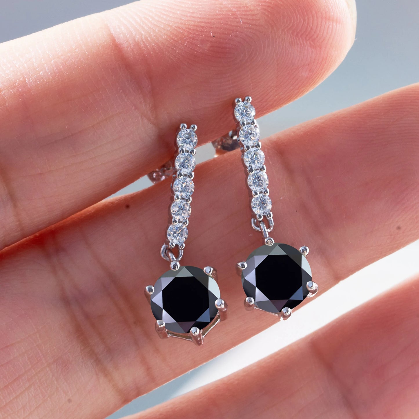 925 Sterling Silver 1 Carat Blue Color Moissanite Women Drop Earrings