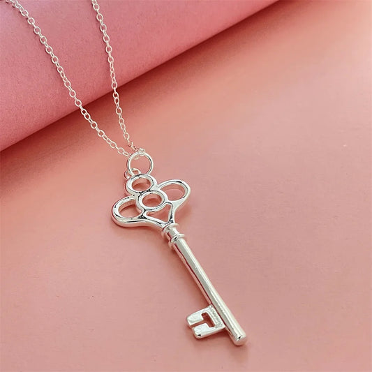 925 Silver Key Pendant Necklace – Timeless Style for Everyone