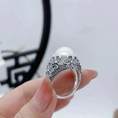 Retro Flower Pearl Ring for Women – Elegant Silver Adjustable Gift for Mom