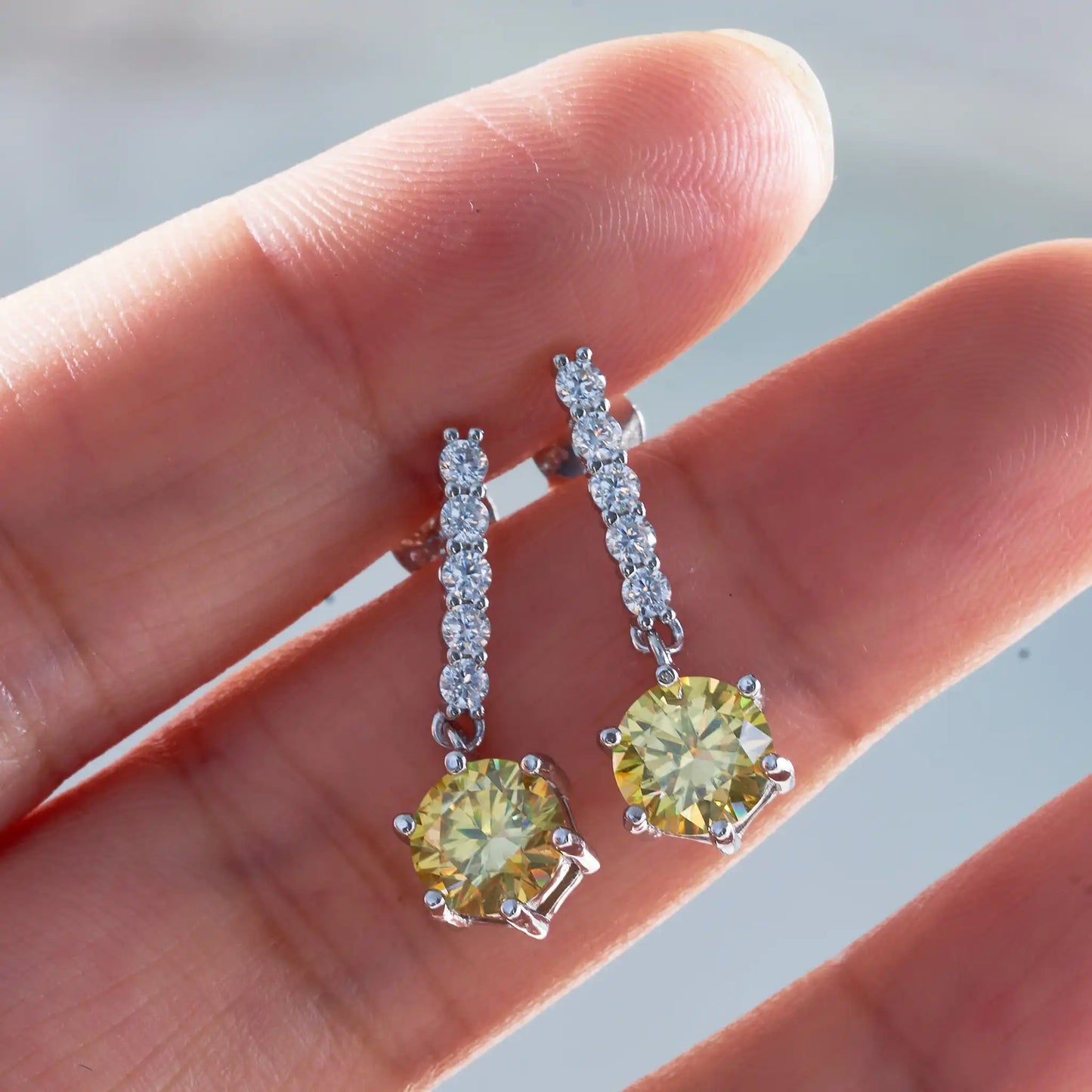 925 Sterling Silver 1 Carat Blue Color Moissanite Women Drop Earrings