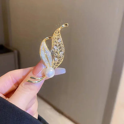 Luxury Snowflake Pearl Crystal Brooch For Women's Jewelry