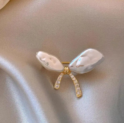 Pearl Bow Brooch For Women Vintage Luxury Jewelry Gifts
