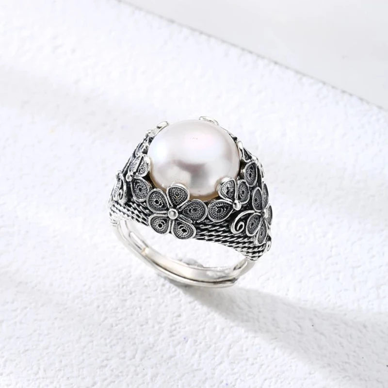 Retro Flower Pearl Ring for Women – Elegant Silver Adjustable Gift for Mom