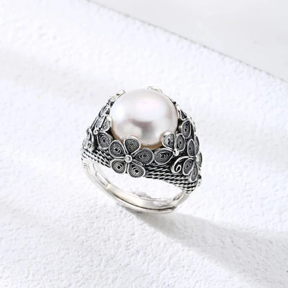 Retro Flower Pearl Ring for Women – Elegant Silver Adjustable Gift for Mom