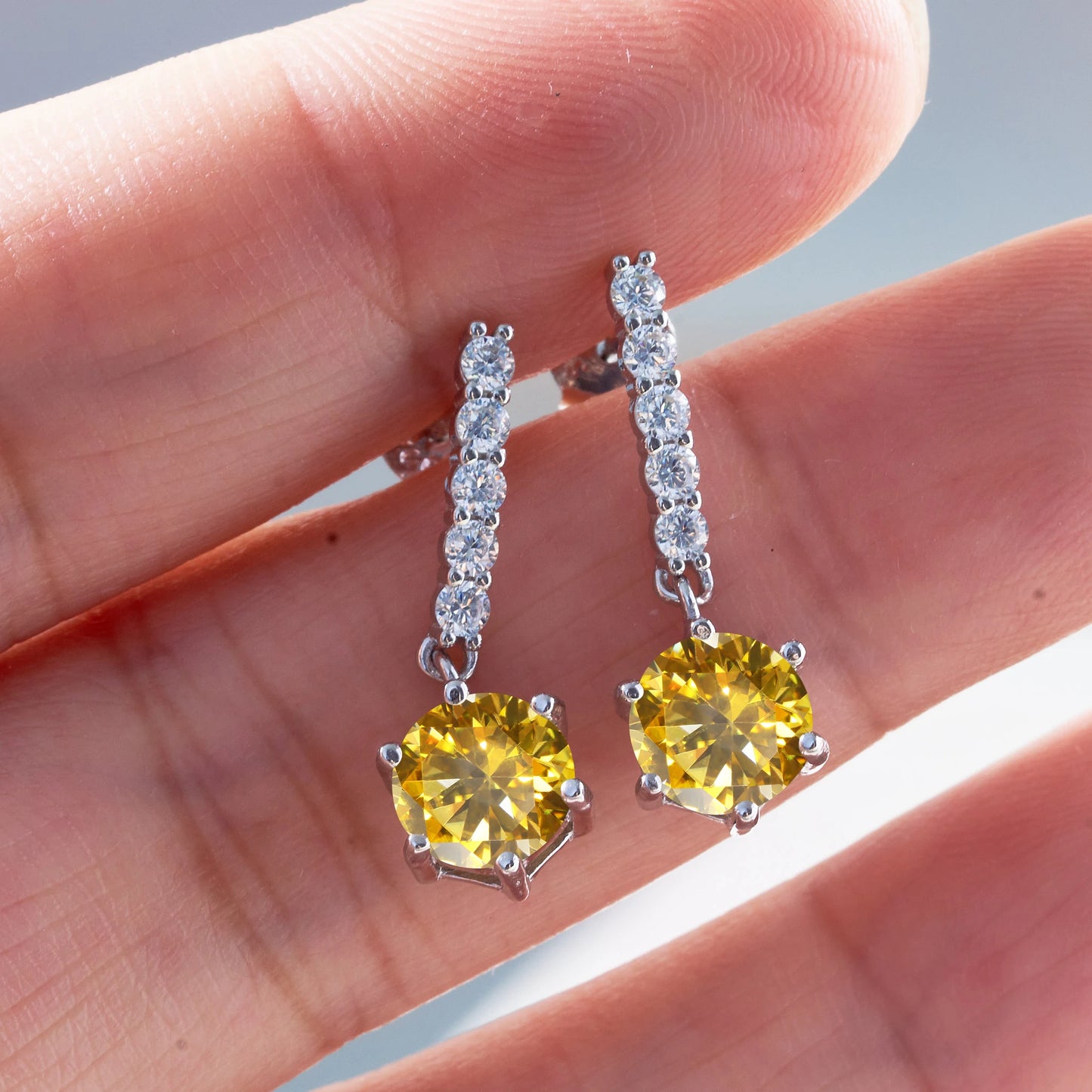 925 Sterling Silver 1 Carat Blue Color Moissanite Women Drop Earrings