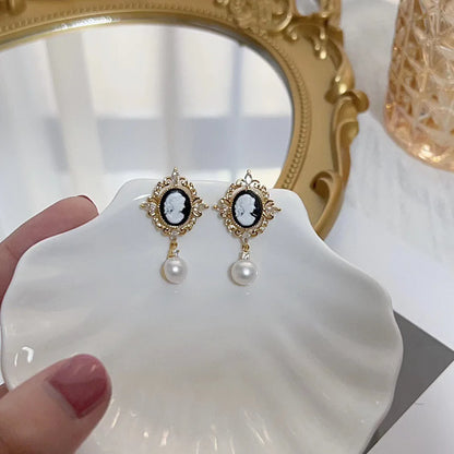 14K Gold Filled Queen’s Court Pearl Stud Earrings for Women