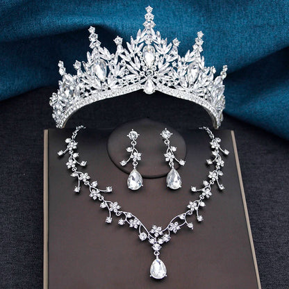 Baroque Wedding Crown for Bride 3-pack Tiara Earrings Necklace Bridal Jewelry Set