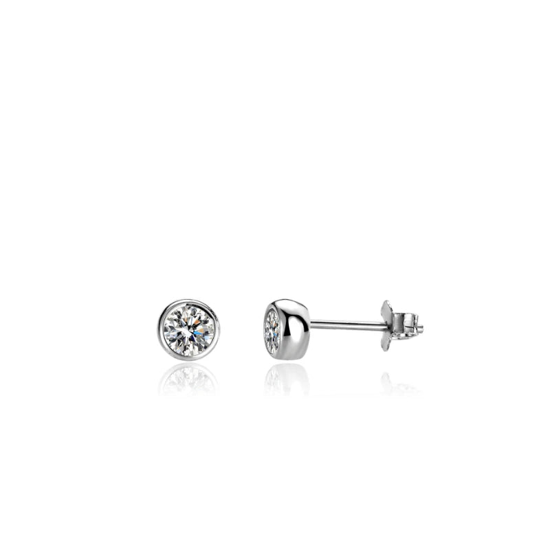 Round 3mm Moissanite Diamond Stud Earrings in 925 Silver