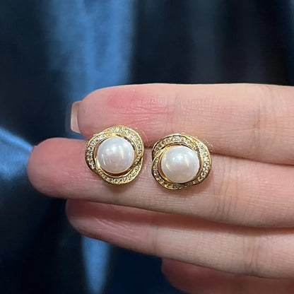 Clover Nest Design 14K Gold Filled Pearl Stud Earrings