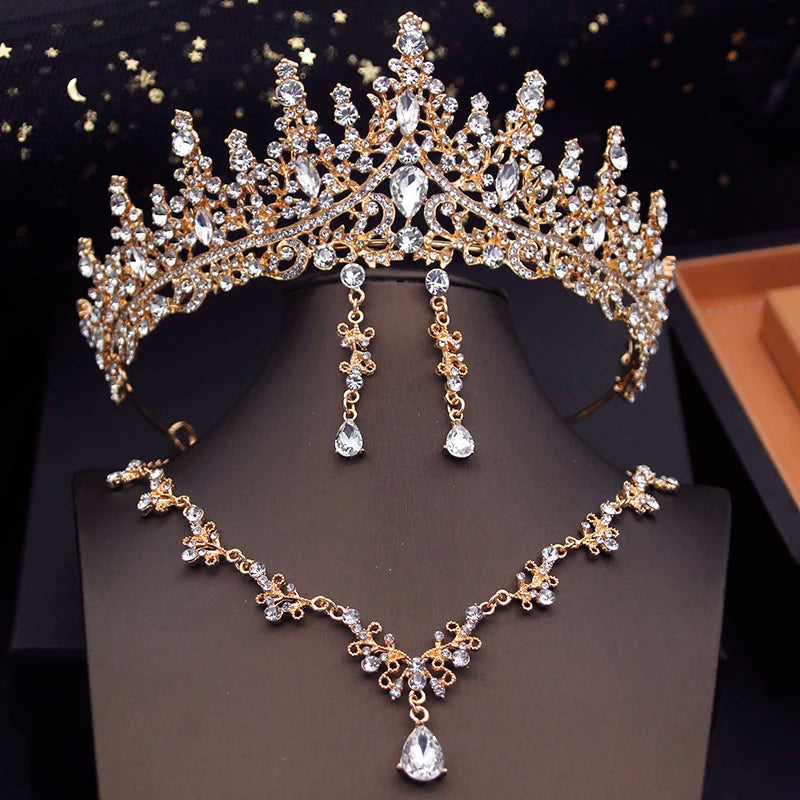 Green Crown Bridal Jewelry Set with Choker Necklace and Tiara for Weddings